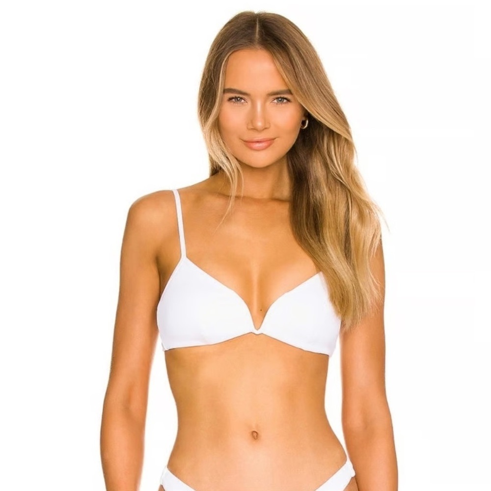 NWT! L*Space Ribbed Helena white Bikini Top. Women’s XL. $114